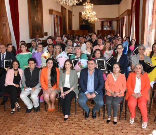 75 Legislatura reconoce a trabajadores sindicalizados del Congreso de Michoacán