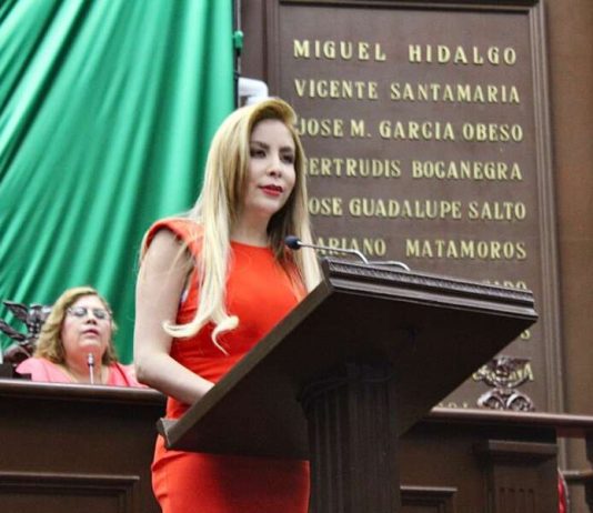 Llama Belinda Hurtado a activar el Tren Purépecha