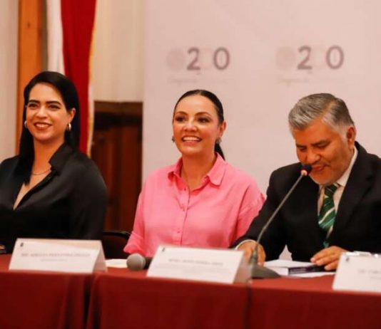 Poder Legislativo, sede de la presentación del libro “Manual teórico-práctico sobre la defensa en materia administrativa”