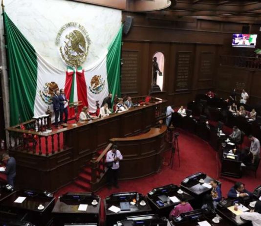 Lanza 75 Legislatura convocatoria para la Condecoración “Mérito al Turismo Michoacano”