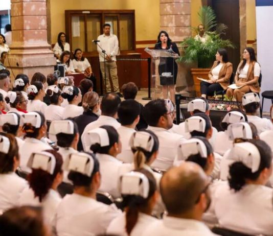 Reconoce Brenda Fraga en el personal de enfermería, a la esencia de la solidaridad y el compromiso social