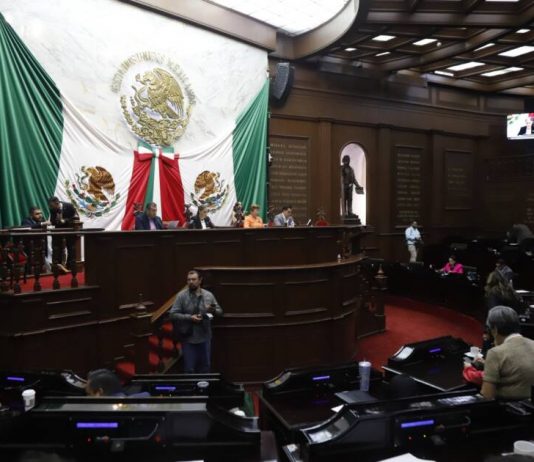 Mejores condiciones de trabajo a policías: 75 Legislatura