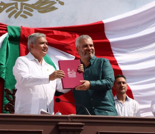 LXXVI Legislatura de Michoacán recibe Tercer Informe de Gobierno