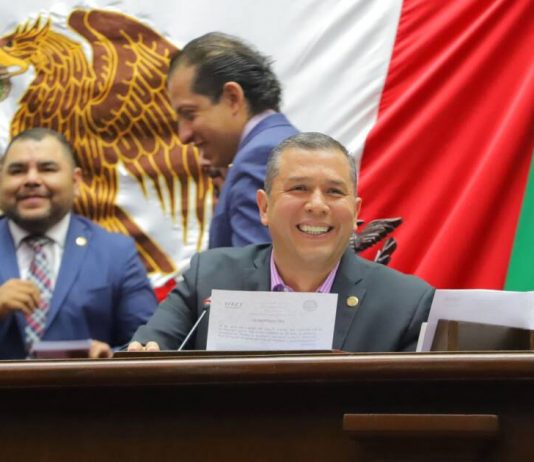 Barragán se compromete a transformar el Comité de Editorial, Biblioteca y Archivo del Congreso del Estado