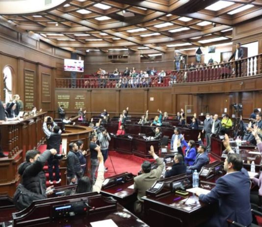 Aprueba Congreso de Michoacán reforma Constitucional en materia de salarios.