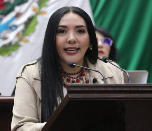 Que cada municipio cuente con un centro de Protección Animal propone Adriana Campos Huirache