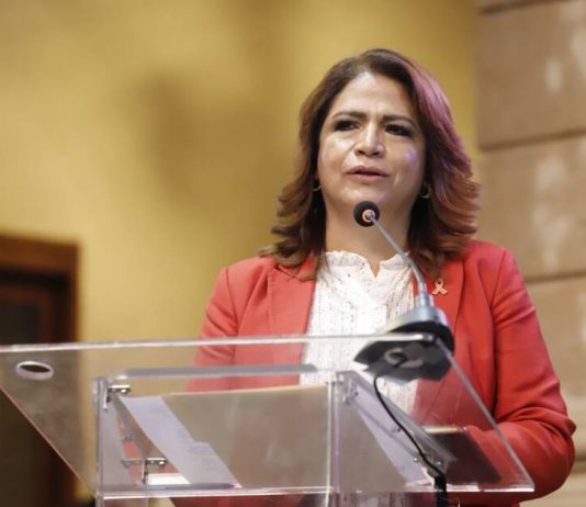 “Es tiempo de mujeres con una vida libre de violencia”, remarca Fabiola Alanís tras la instalación del Punto Naranja en el Congreso