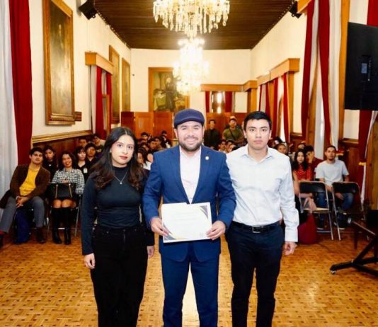 Reyes Galindo impulsa la formación legislativa de jóvenes en el “Taller Nicolaita Legislativo”