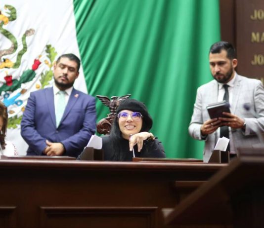 Respalda Vanhe Caratachea Reforma a la UMSNH