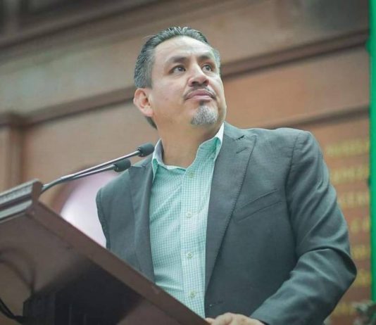 Desaparición de organismos autónomos un retroceso que atenta contra la democracia: Víctor Manríquez