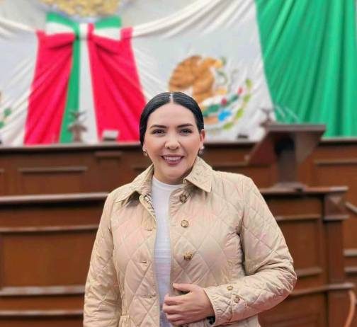 PRI rechazó desaparición de organismos autónomos: Adriana Campos