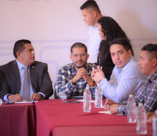 Busca Conrado Paz reivindicar derechos de los pueblos originarios de Michoacán
