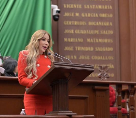 Legisladora Belinda Hurtado impulsa iniciativa para inscribir en letras de oro el nombre de la UMSNH