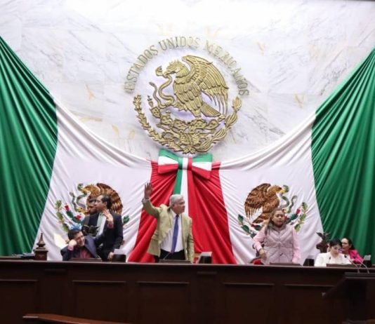 Remite 76 Legislatura minuta en materia Anticorrupción y Administrativa al Ejecutivo Estatal para su publicación en el POE