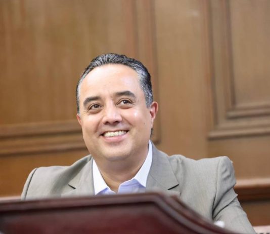 Juan Pablo Celis celebra la aprobación del Presupuesto Estatal 2025 con finanzas sanas y sin endeudamiento