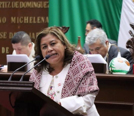 Exhorta Belinda Iturbide Díaz a prevenir accidentes viales en época decembrina