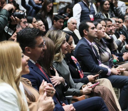 GPPRD celebra la promulgación de la reforma a la Universidad michoacana