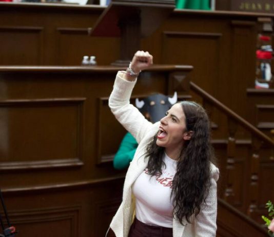 Giulianna Bugarini presenta iniciativa para prohibir la tauromaquia en Michoacán