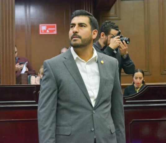 Impulsar desde el Congreso reformas para el desarrollo económico de Michoacán: Poncho Chávez