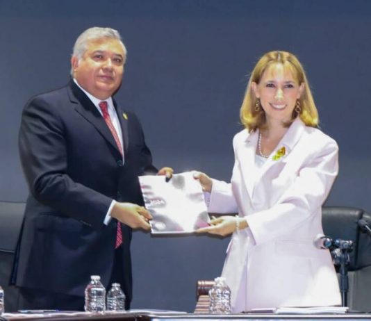 Recibe Congreso del Estado Informe de labores del Tribunal en Materia Anticorrupción y Administrativa