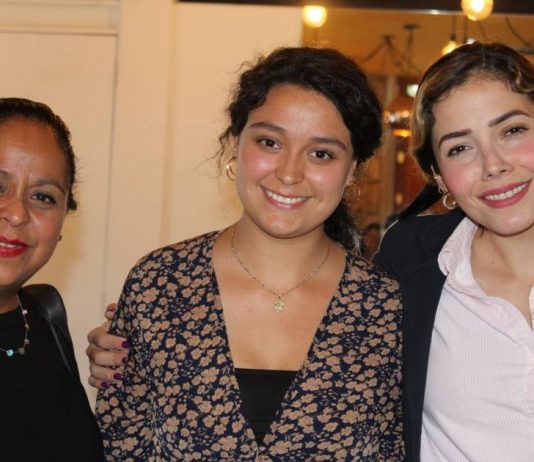 Reconoce Brissa Arroyo trayectoria de Yareni Pérez, galardonada con la presea “Mujer michoacana 2025”