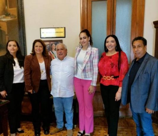 Atiende Fabiola Alanís demandas de comunidades académica y administrativa de la UMSNH