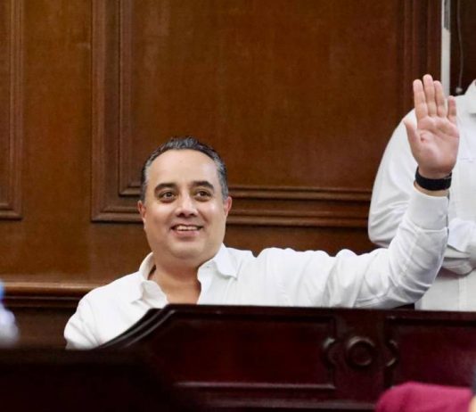 Llama Juan Pablo Celis a incentivar el uso del condón femenino para garantizar la salud sexual y prevenir el embarazo adolescente