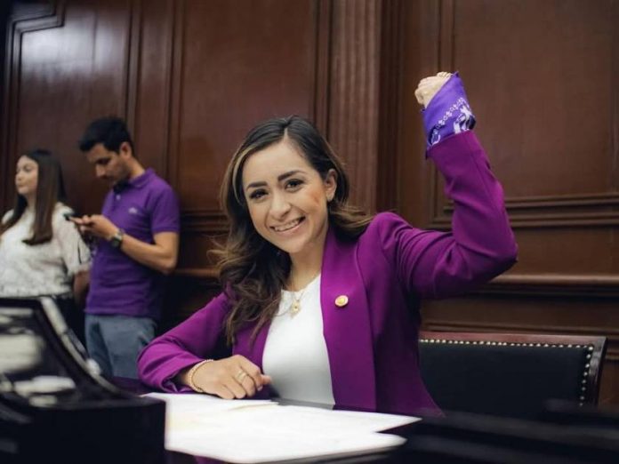 Fracción de MC respalda reformas contra deudores alimentarios: Grecia Aguilar