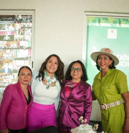 Unidas las mujeres pueden transformar y lograr un mejor país: Xóchitl Ruiz