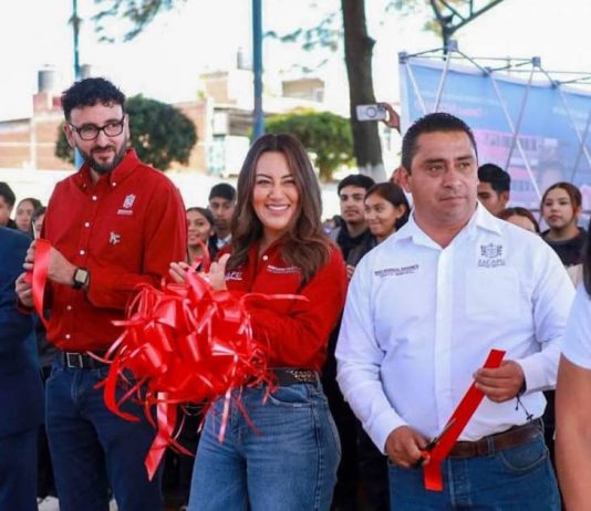 Expo Unis 2025 se pone en marcha en Zacapu, se apuesta por la educación como herramienta de transformación y oportunidad para los jóvenes: Mónica Valdez
