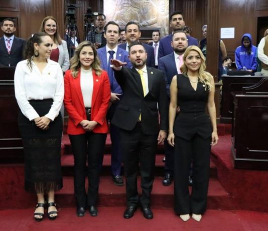 Helder Valencia suple a Octavio Ocampo como Diputado en el Congreso del Estado