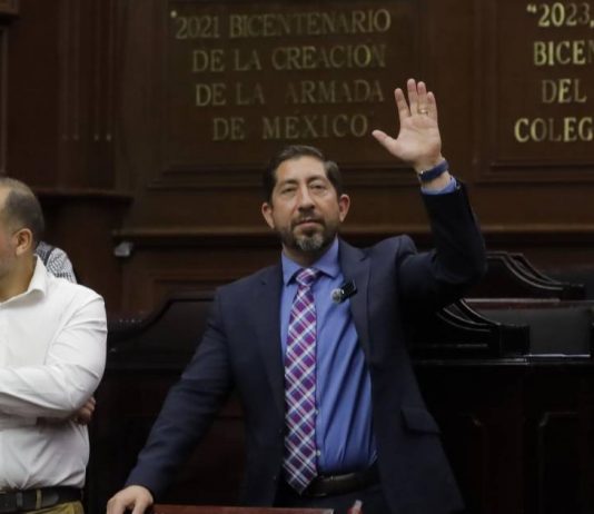 Impulsar la costa michoacana como destino turístico mundial, propone Abraham Espinoza