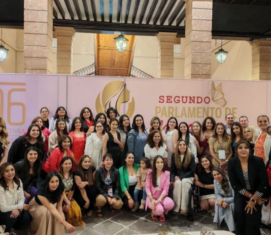 Respalda Brissa Arroyo iniciativas de participantes en Parlamento de Mujeres