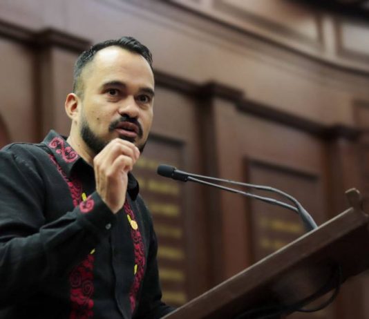 Hugo Rangel impulsa nueva reforma para fortalecer la industria