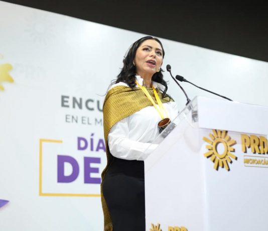 Mujeres de las distintas regiones de Michoacán cierran filas en pro de Araceli Saucedo