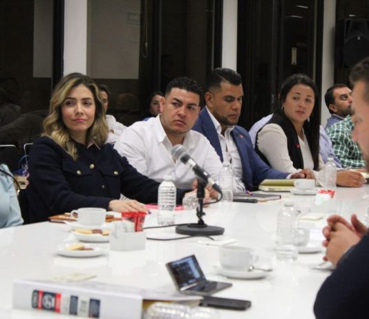 GPPRD, presidentas y presidentes municipales del PRD, gestionan apoyos en Instituto del Federalismo