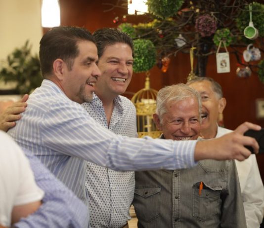 Invita Alfonso Martínez a empresarios y líderes de Los Reyes a disfrutar de la Semana Santa en Morelia