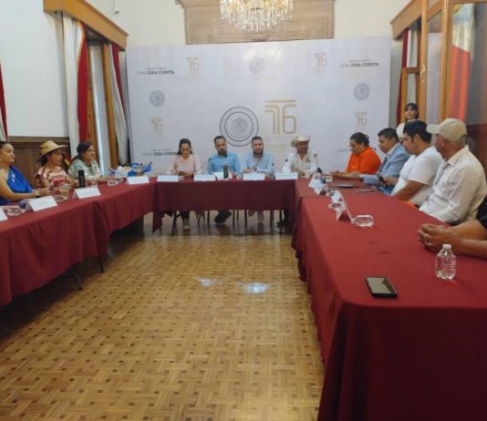 Hugo Rangel impulsa iniciativa para fortalecer a mezcaleros michoacanos