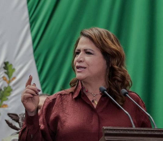 Impulsa Fabiola Alanís igualdad salarial entre hombres y mujeres en Michoacán