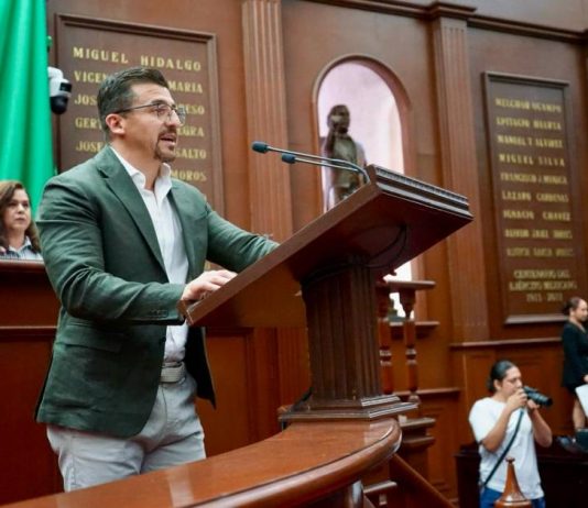 El diputado Toño Mendoza impulsa reforma para fortalecer transparencia y representatividad en el CESMICH