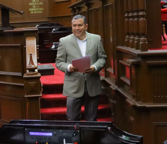 Por ley se deben construir cisternas en viviendas de Michoacán: JC Barragán