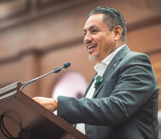 Víctor Manríquez propuso reforma para combatir la crisis del agua en Michoacán