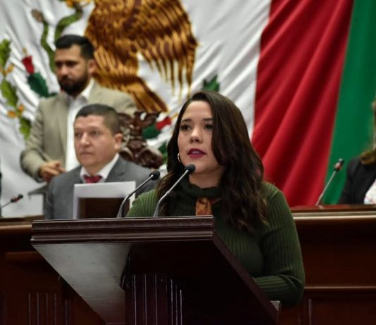 Xóchitl Ruiz González propone reforma para combatir corrupción en la distribución de recursos públicos y castigar con cárcel a quienes extorsionen a municipios