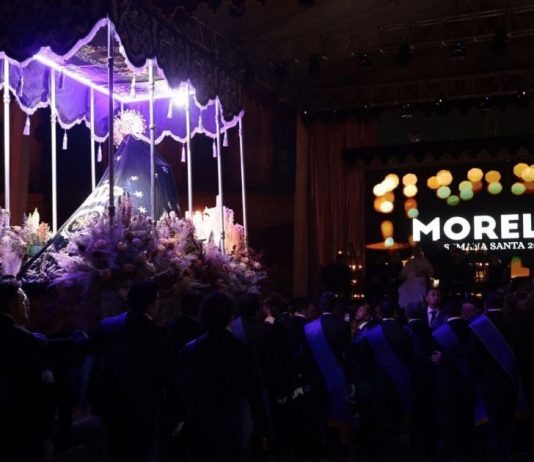 Cierra programa de Semana Santa con espectacular Procesión del Silencio