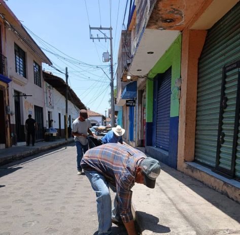 El Ayuntamiento de Morelos mejora la imagen urbana del centro histórico de Villa Morelos