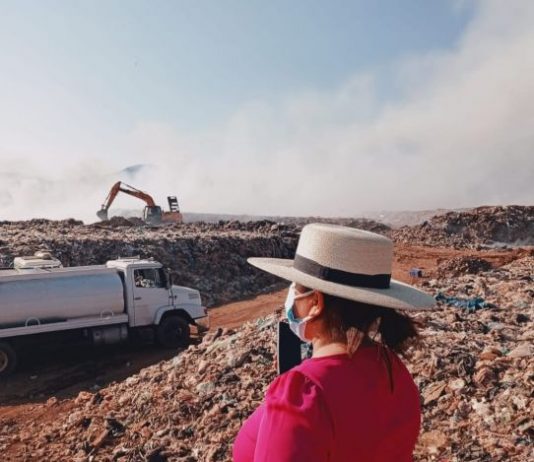 Gobierno de Quiroga atiende incendio en el basurero municipal con apoyo de brigadas