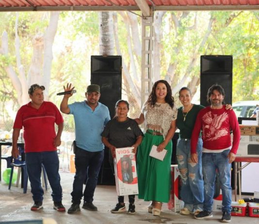 Reconoce Xóchitl Ruiz labor de recolectores de basura en Apatzingán, un ejemplo de compromiso con la comunidad