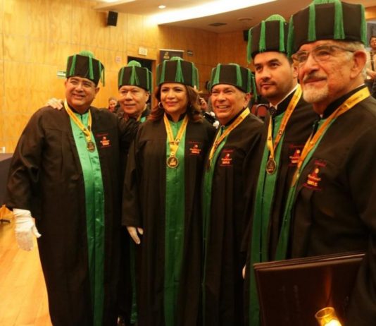 Reconocen trayectoria política y social de Fabiola Alanís