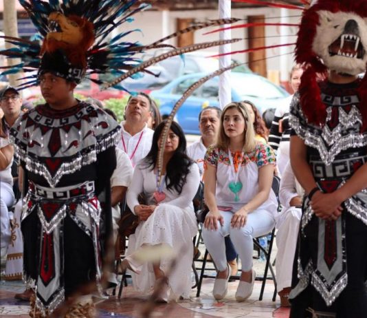 Asiste Brissa Arroyo a la toma de mando, en Capula