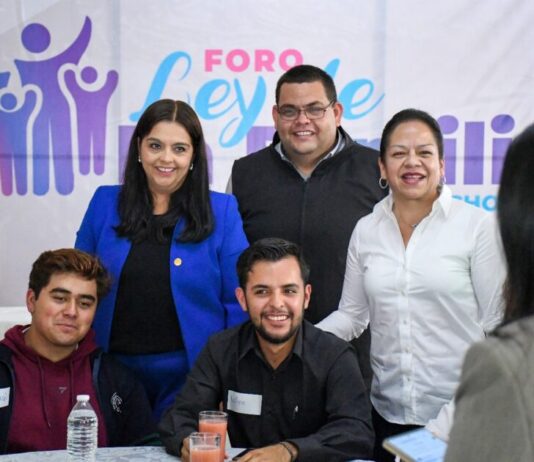 Realiza diputada Tere Herrera primer foro para construir la Ley de la Familia